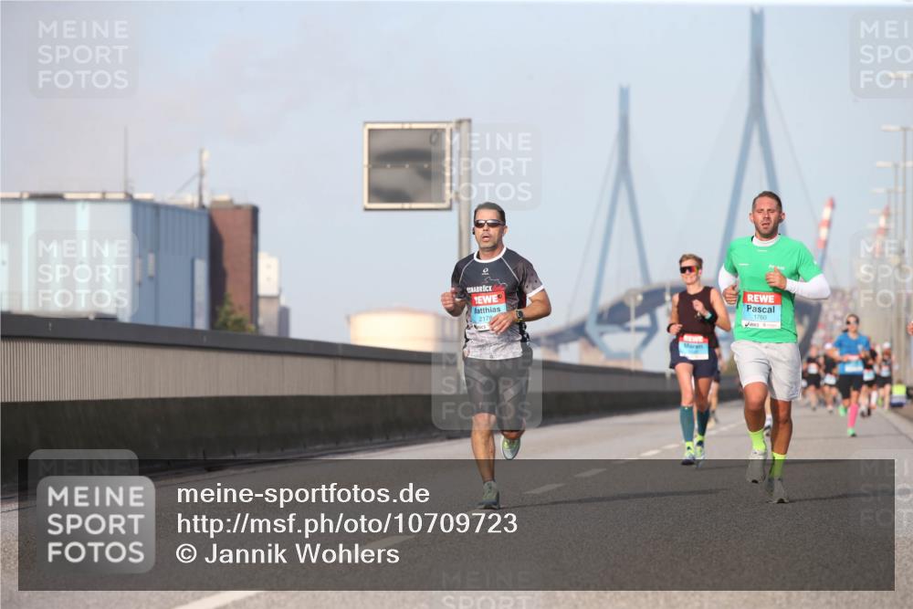 03.10.2026 - Köhlbrandbrückenlauf Jannik Wohlers http://msf.ph/oto/10709723 03.10.2026 09:42:35 Position 3 2178, 1760 meine-sportfotos.de