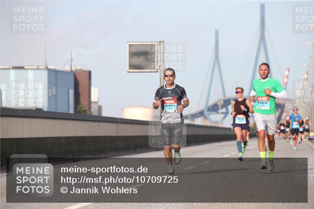 03.10.2026 - Köhlbrandbrückenlauf Jannik Wohlers http://msf.ph/oto/10709725 03.10.2026 09:42:35 Position 3 2178, 1760 meine-sportfotos.de