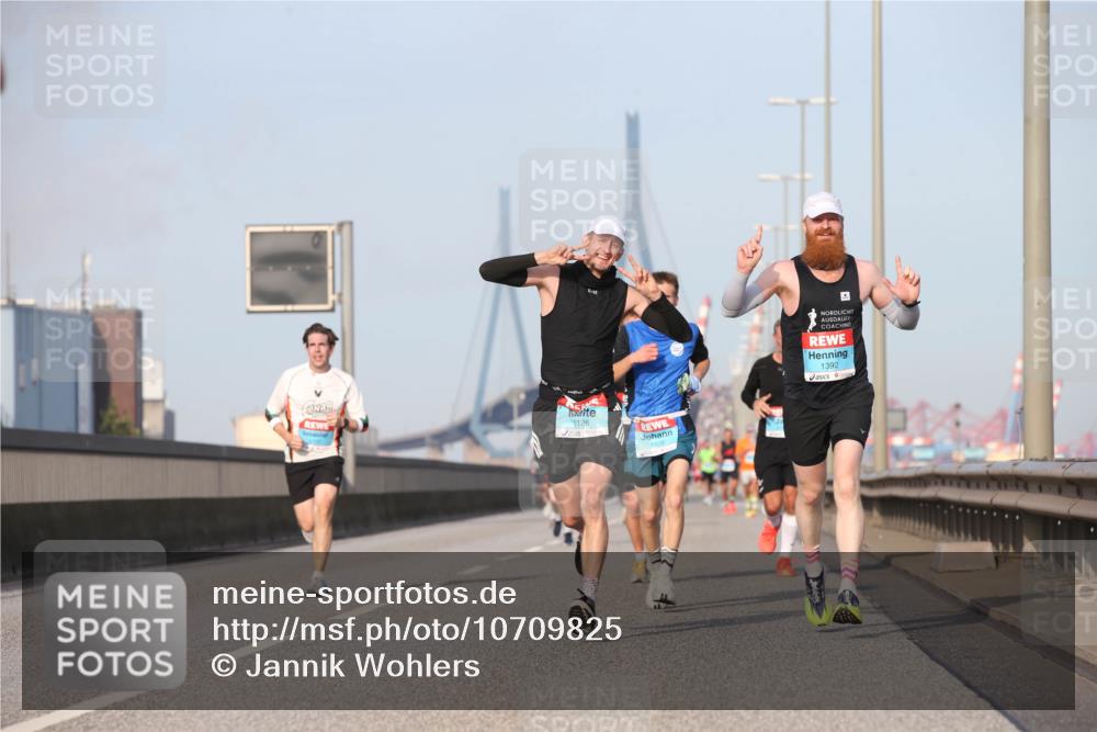 03.10.2026 - Köhlbrandbrückenlauf Jannik Wohlers http://msf.ph/oto/10709825 03.10.2026 09:43:03 Position 3 2126, 1392 meine-sportfotos.de