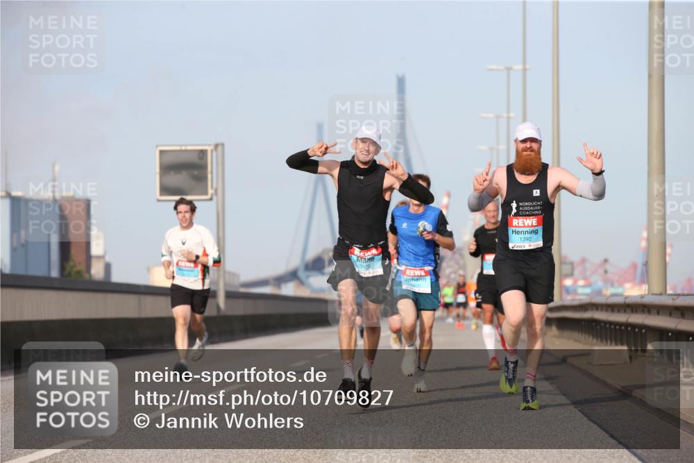 03.10.2026 - Köhlbrandbrückenlauf Jannik Wohlers http://msf.ph/oto/10709827 03.10.2026 09:43:04 Position 3 2126, 1392 meine-sportfotos.de