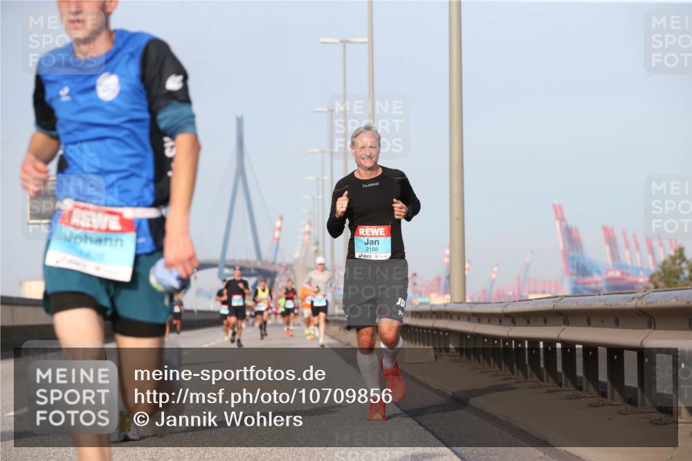 03.10.2026 - Köhlbrandbrückenlauf Jannik Wohlers http://msf.ph/oto/10709856 03.10.2026 09:43:08 Position 3 2188 meine-sportfotos.de