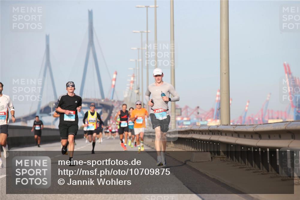03.10.2026 - Köhlbrandbrückenlauf Jannik Wohlers http://msf.ph/oto/10709875 03.10.2026 09:43:14 Position 3 3771 meine-sportfotos.de