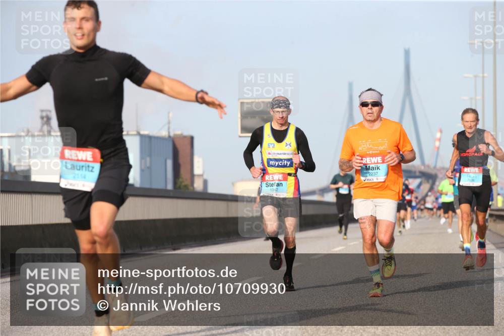 03.10.2026 - Köhlbrandbrückenlauf Jannik Wohlers http://msf.ph/oto/10709930 03.10.2026 09:43:24 Position 3 2114, 1342, 2237, 3836 meine-sportfotos.de