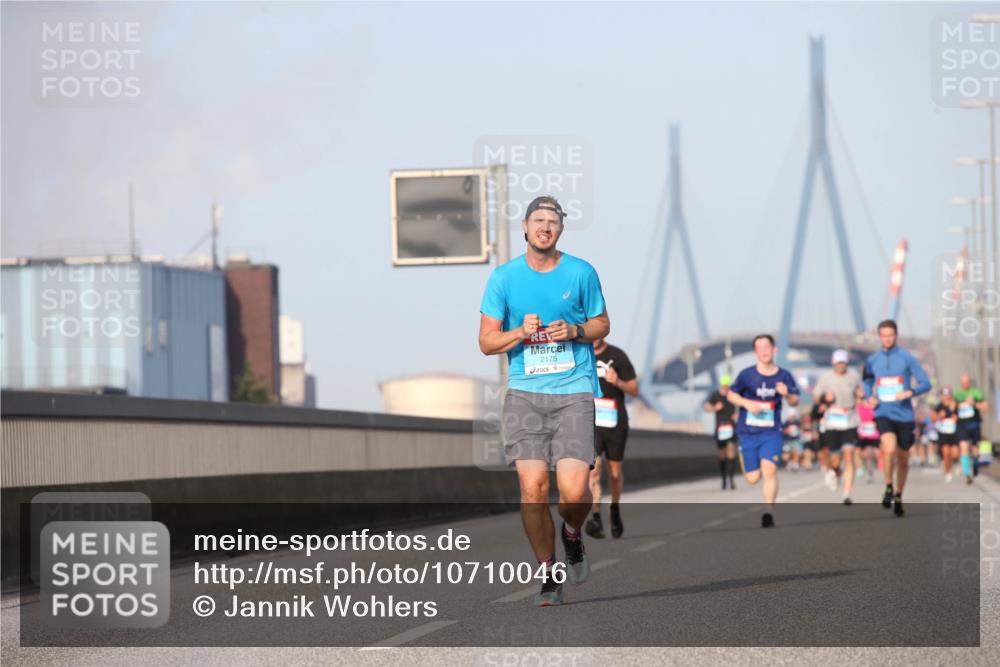 03.10.2026 - Köhlbrandbrückenlauf Jannik Wohlers http://msf.ph/oto/10710046 03.10.2026 09:43:43 Position 3 2175 meine-sportfotos.de