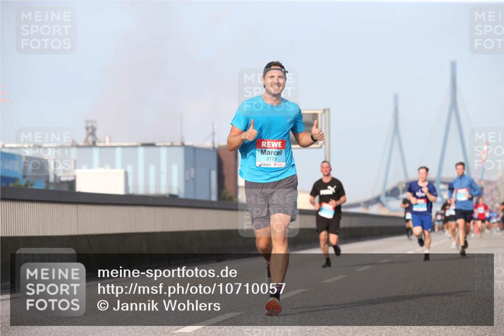 03.10.2026 - Köhlbrandbrückenlauf Jannik Wohlers http://msf.ph/oto/10710057 03.10.2026 09:43:45 Position 3 2175 meine-sportfotos.de