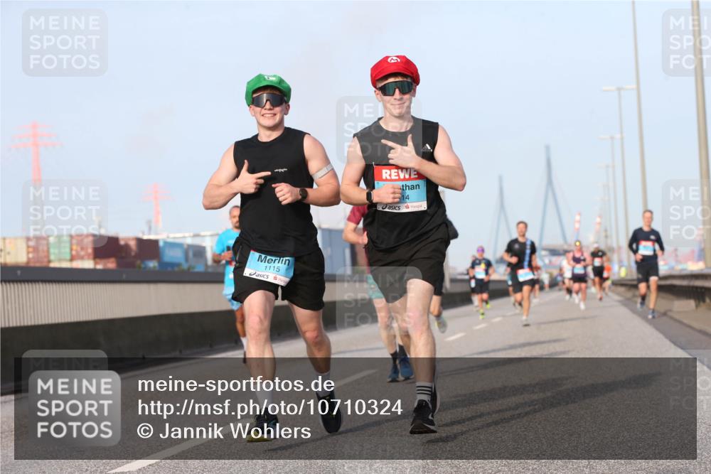 03.10.2026 - Köhlbrandbrückenlauf Jannik Wohlers http://msf.ph/oto/10710324 03.10.2026 09:44:25 Position 3 1115, 14 meine-sportfotos.de