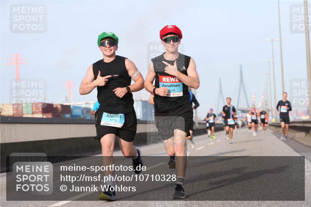 03.10.2026 - Köhlbrandbrückenlauf Jannik Wohlers http://msf.ph/oto/10710328 03.10.2026 09:44:25 Position 3 1115, 114 meine-sportfotos.de