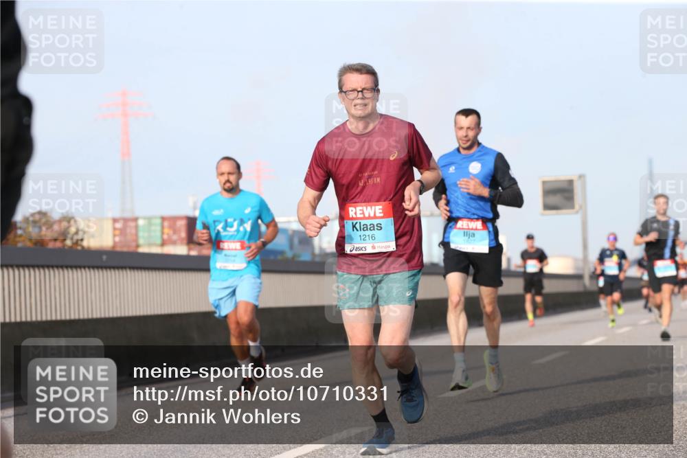 03.10.2026 - Köhlbrandbrückenlauf Jannik Wohlers http://msf.ph/oto/10710331 03.10.2026 09:44:27 Position 3 42, 195, 1216 meine-sportfotos.de