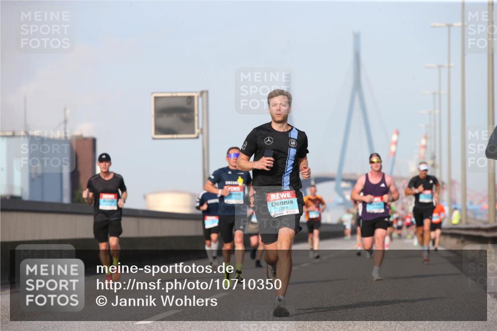 03.10.2026 - Köhlbrandbrückenlauf Jannik Wohlers http://msf.ph/oto/10710350 03.10.2026 09:44:28 Position 3 1264 meine-sportfotos.de