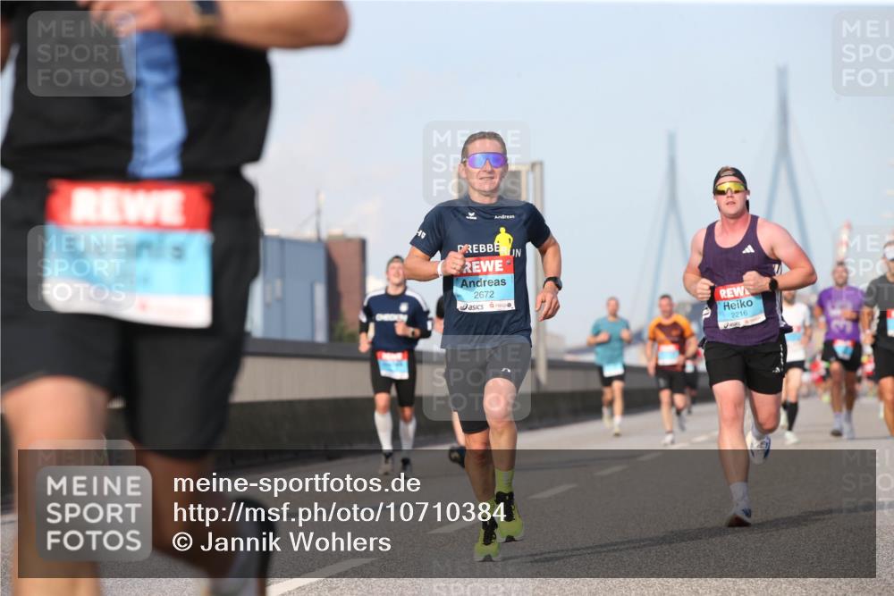 03.10.2026 - Köhlbrandbrückenlauf Jannik Wohlers http://msf.ph/oto/10710384 03.10.2026 09:44:32 Position 3 2672, 2216 meine-sportfotos.de