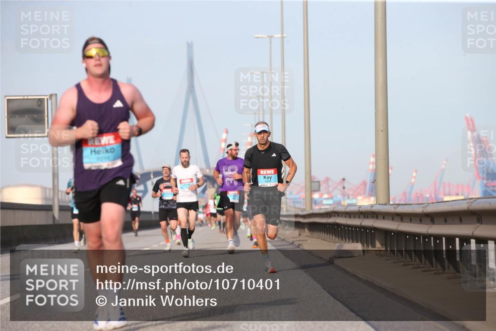 03.10.2026 - Köhlbrandbrückenlauf Jannik Wohlers http://msf.ph/oto/10710401 03.10.2026 09:44:33 Position 3 1204 meine-sportfotos.de