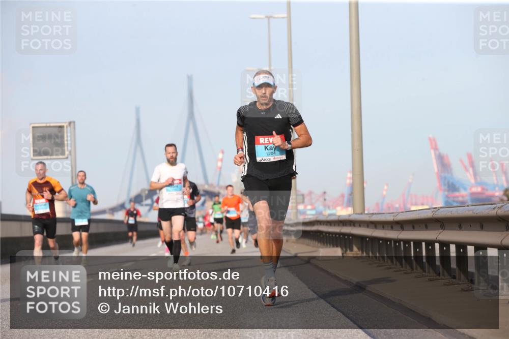 03.10.2026 - Köhlbrandbrückenlauf Jannik Wohlers http://msf.ph/oto/10710416 03.10.2026 09:44:36 Position 3 1204 meine-sportfotos.de