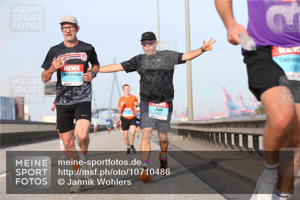 03.10.2026 - Köhlbrandbrückenlauf Jannik Wohlers http://msf.ph/oto/10710486 03.10.2026 09:44:43 Position 3 1777, 1465, 230 meine-sportfotos.de