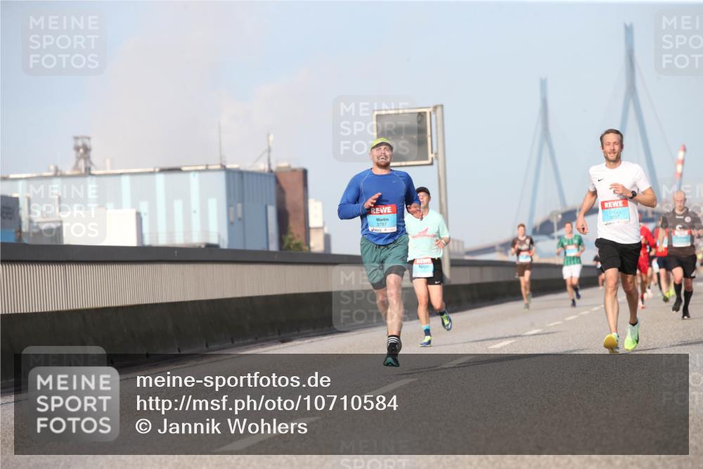 03.10.2026 - Köhlbrandbrückenlauf Jannik Wohlers http://msf.ph/oto/10710584 03.10.2026 09:44:58 Position 3 3787 meine-sportfotos.de