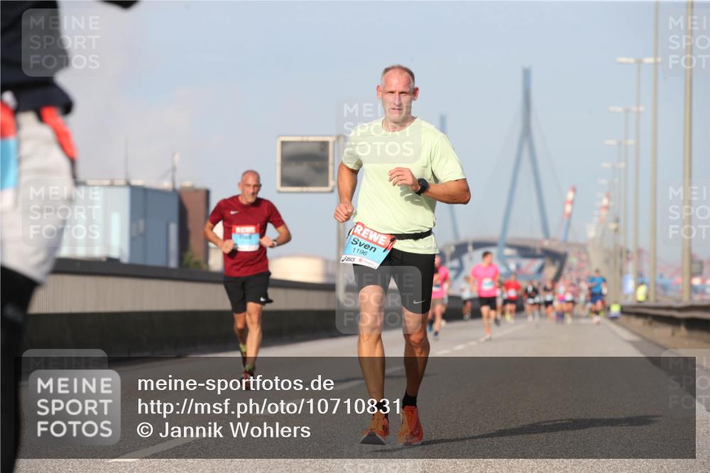 03.10.2026 - Köhlbrandbrückenlauf Jannik Wohlers http://msf.ph/oto/10710831 03.10.2026 09:45:19 Position 3 1196 meine-sportfotos.de