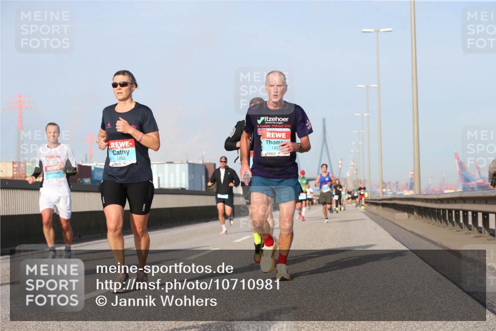 03.10.2026 - Köhlbrandbrückenlauf Jannik Wohlers http://msf.ph/oto/10710981 03.10.2026 09:45:50 Position 3 1475, 1952, 6, 2015, 1427 meine-sportfotos.de