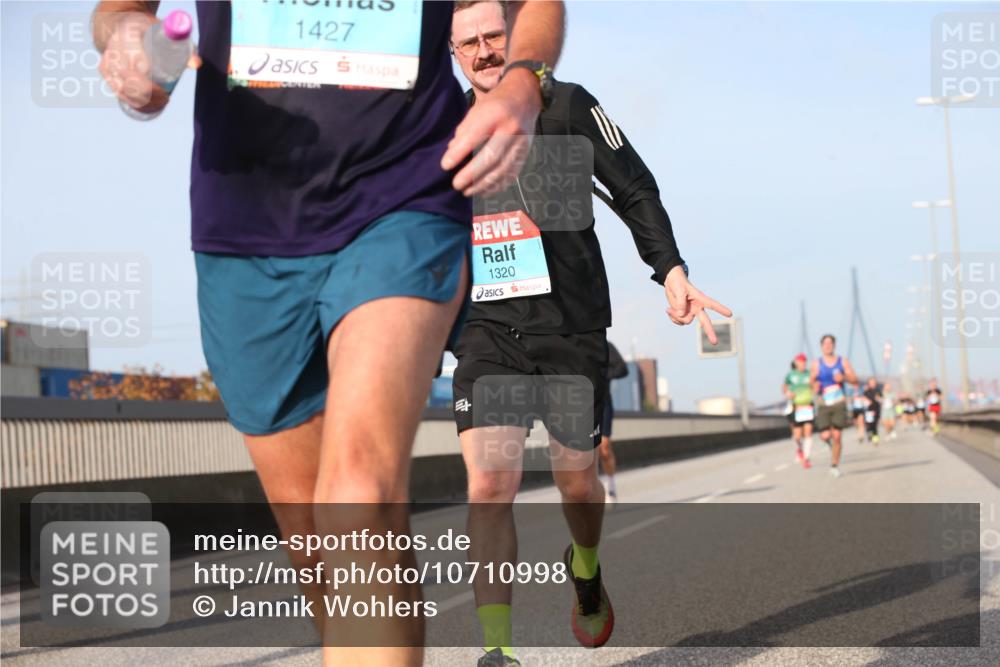 03.10.2026 - Köhlbrandbrückenlauf Jannik Wohlers http://msf.ph/oto/10710998 03.10.2026 09:45:52 Position 3 1427, 1320 meine-sportfotos.de