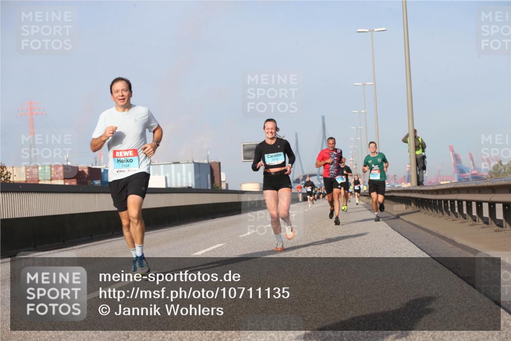 03.10.2026 - Köhlbrandbrückenlauf Jannik Wohlers http://msf.ph/oto/10711135 03.10.2026 09:46:08 Position 3 2164 meine-sportfotos.de