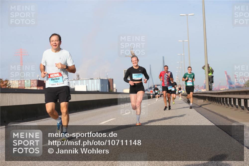 03.10.2026 - Köhlbrandbrückenlauf Jannik Wohlers http://msf.ph/oto/10711148 03.10.2026 09:46:09 Position 3 2164, 2319 meine-sportfotos.de
