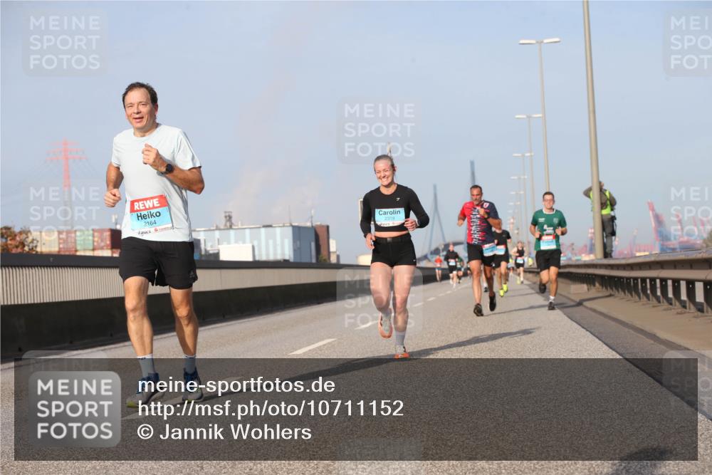 03.10.2026 - Köhlbrandbrückenlauf Jannik Wohlers http://msf.ph/oto/10711152 03.10.2026 09:46:09 Position 3 2164, 2319 meine-sportfotos.de