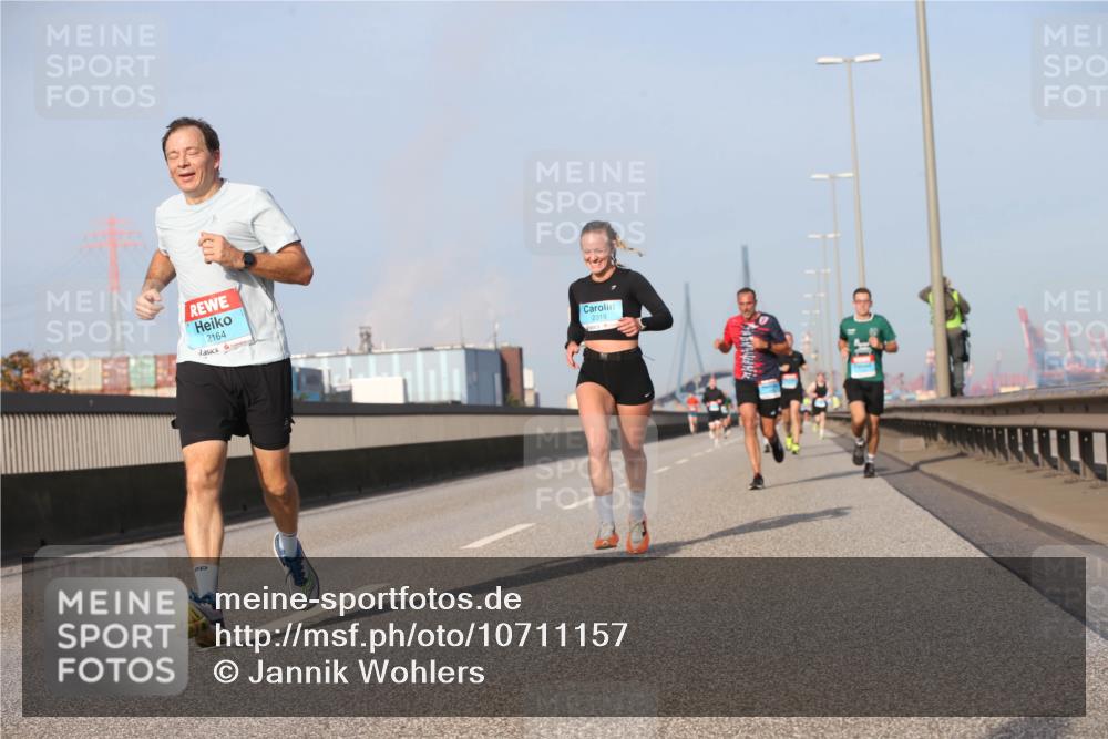 03.10.2026 - Köhlbrandbrückenlauf Jannik Wohlers http://msf.ph/oto/10711157 03.10.2026 09:46:09 Position 3 2164, 2319 meine-sportfotos.de
