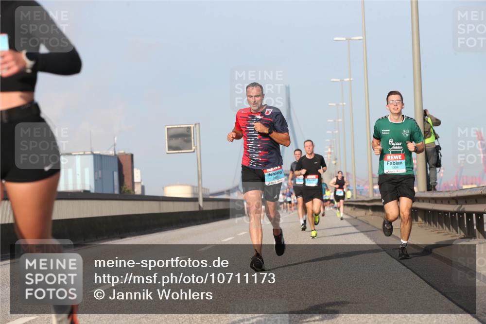 03.10.2026 - Köhlbrandbrückenlauf Jannik Wohlers http://msf.ph/oto/10711173 03.10.2026 09:46:10 Position 3  meine-sportfotos.de