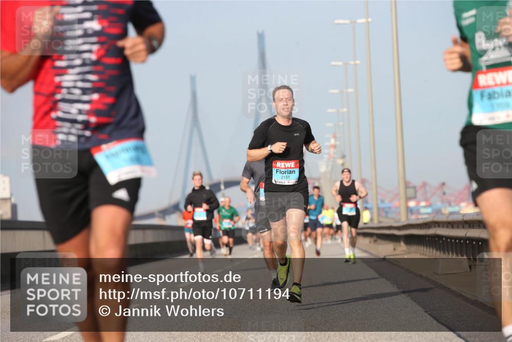 03.10.2026 - Köhlbrandbrückenlauf Jannik Wohlers http://msf.ph/oto/10711194 03.10.2026 09:46:12 Position 3 2151 meine-sportfotos.de