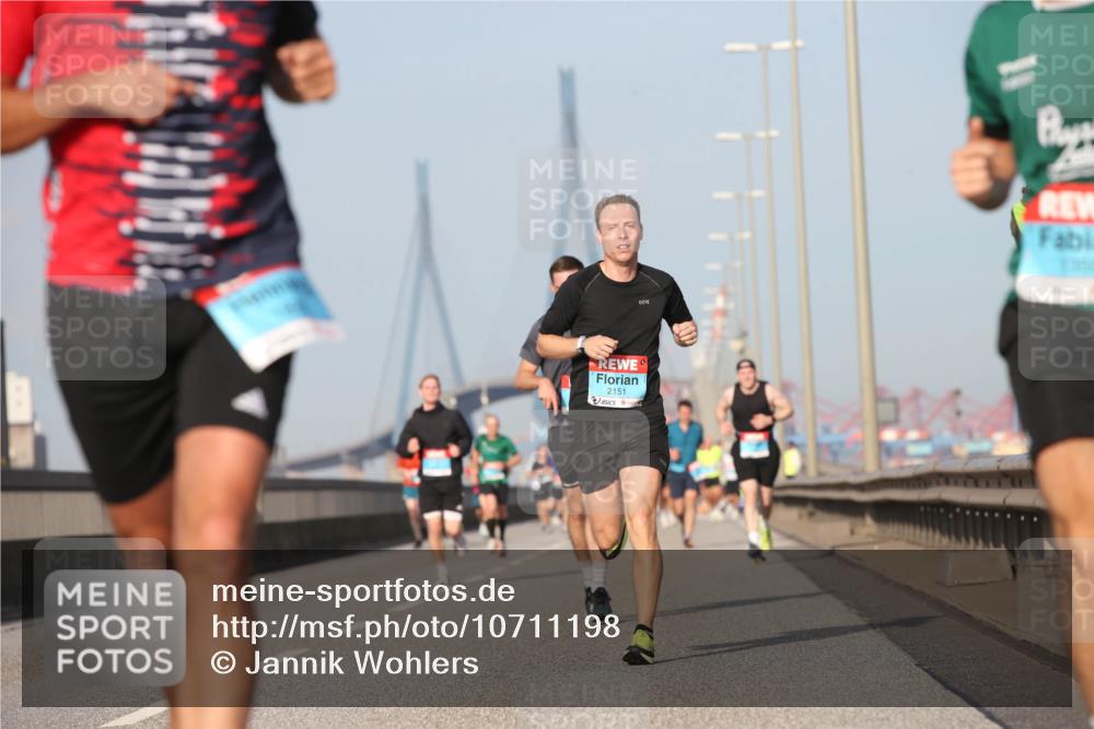 03.10.2026 - Köhlbrandbrückenlauf Jannik Wohlers http://msf.ph/oto/10711198 03.10.2026 09:46:12 Position 3  meine-sportfotos.de