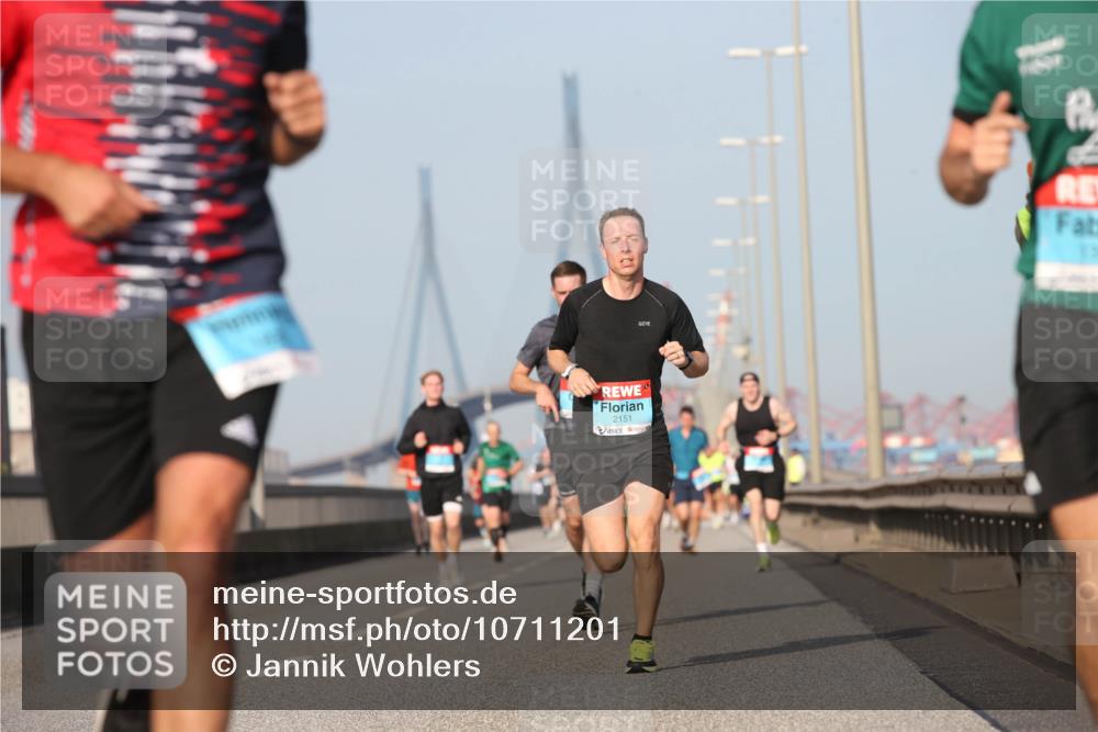 03.10.2026 - Köhlbrandbrückenlauf Jannik Wohlers http://msf.ph/oto/10711201 03.10.2026 09:46:12 Position 3 2151 meine-sportfotos.de