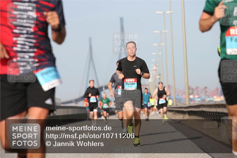 03.10.2026 - Köhlbrandbrückenlauf Jannik Wohlers http://msf.ph/oto/10711206 03.10.2026 09:46:12 Position 3 2151 meine-sportfotos.de