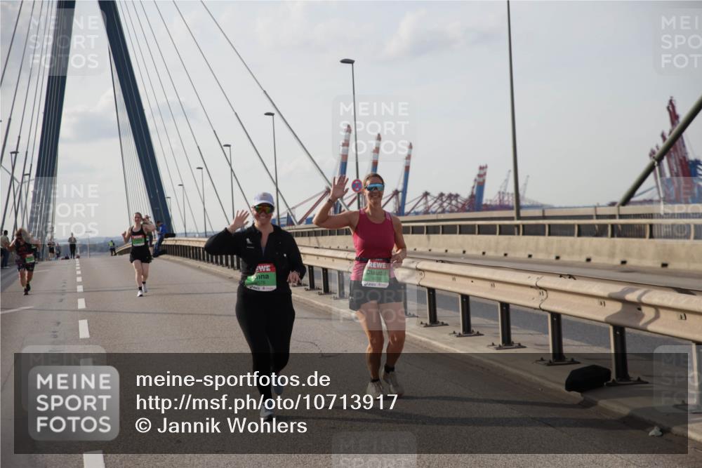 03.10.2026 - Köhlbrandbrückenlauf Jannik Wohlers http://msf.ph/oto/10713917 03.10.2026 16:13:14 Position 2 0578, 9258 meine-sportfotos.de