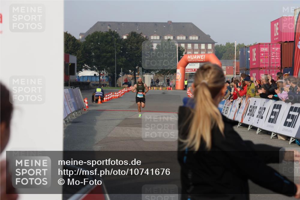 03.10.2026 - Köhlbrandbrückenlauf Mo-Foto http://msf.ph/oto/10741676 03.10.2026 09:41:48 Ziel 2, 60, 64 meine-sportfotos.de