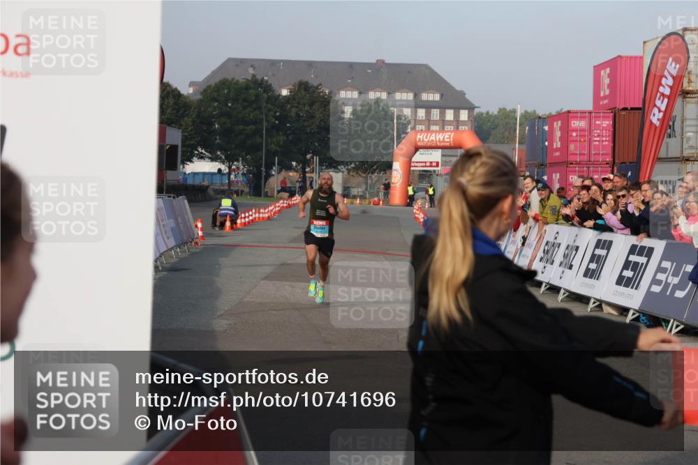 03.10.2026 - Köhlbrandbrückenlauf Mo-Foto http://msf.ph/oto/10741696 03.10.2026 09:41:51 Ziel 2, 60, 64 meine-sportfotos.de