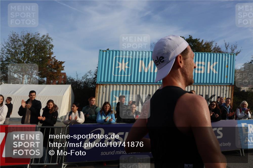 03.10.2026 - Köhlbrandbrückenlauf Mo-Foto http://msf.ph/oto/10741876 03.10.2026 09:44:11 Ziel 1508 meine-sportfotos.de
