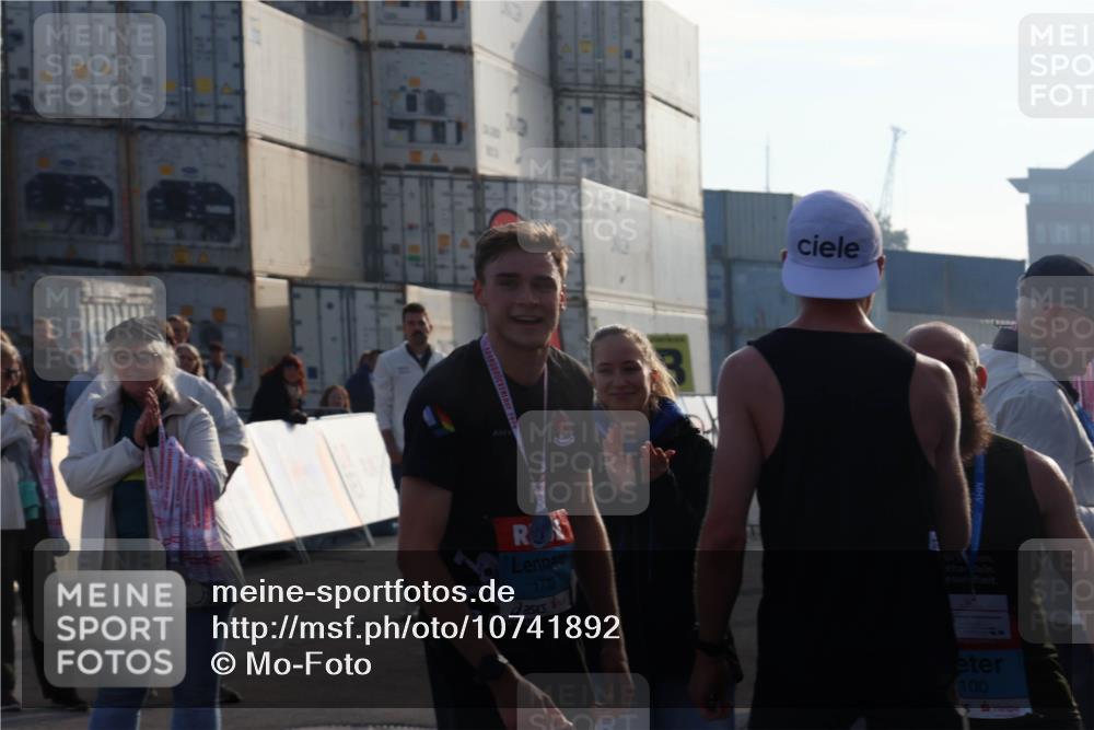 03.10.2026 - Köhlbrandbrückenlauf Mo-Foto http://msf.ph/oto/10741892 03.10.2026 09:44:18 Ziel 1778, 100 meine-sportfotos.de