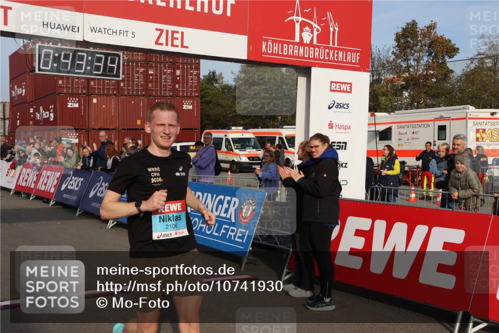 03.10.2026 - Köhlbrandbrückenlauf Mo-Foto http://msf.ph/oto/10741930 03.10.2026 09:44:26 Ziel 5, 0, 93, 39, 2026, 2106, 7, 80, 98, 1, 2106 meine-sportfotos.de