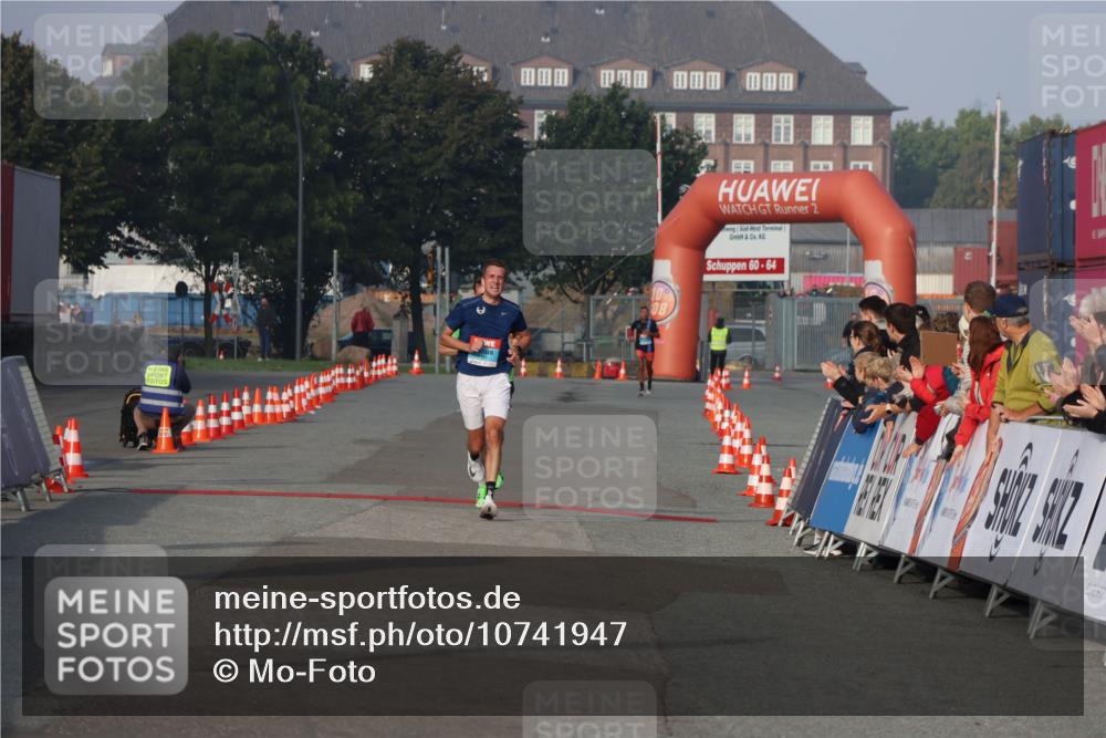 03.10.2026 - Köhlbrandbrückenlauf Mo-Foto http://msf.ph/oto/10741947 03.10.2026 09:44:50 Ziel 2, 60, 64 meine-sportfotos.de
