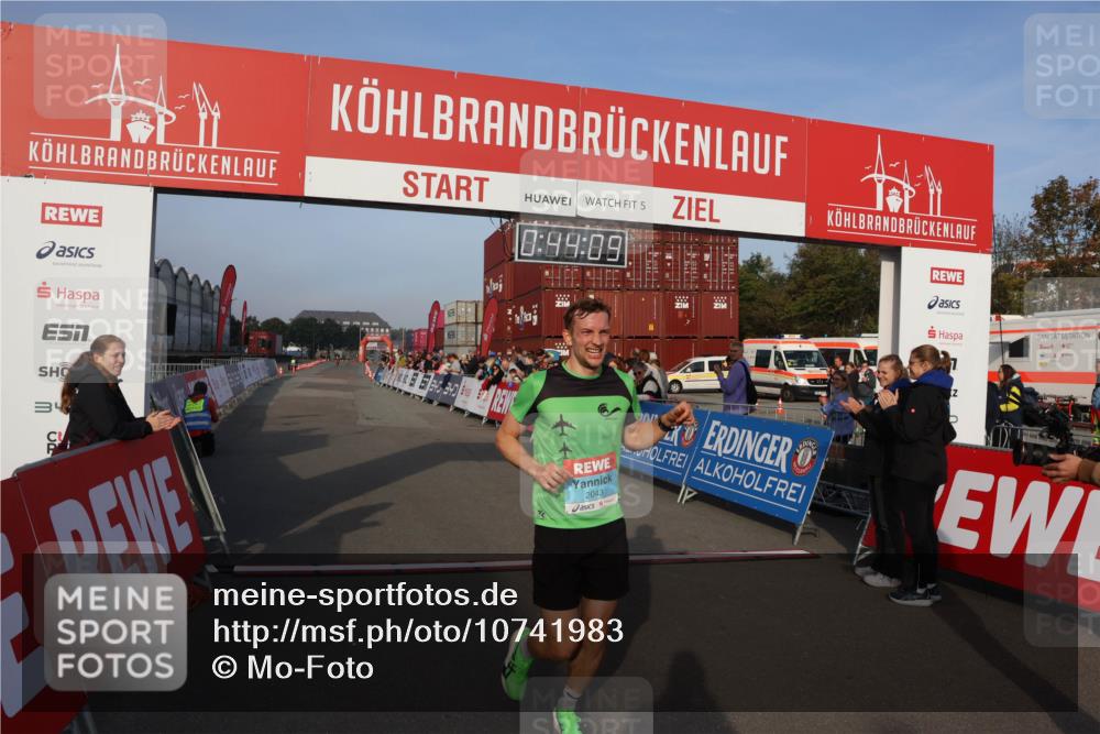 03.10.2026 - Köhlbrandbrückenlauf Mo-Foto http://msf.ph/oto/10741983 03.10.2026 09:45:01 Ziel 5, 0, 49, 09, 34, 2043, 7, 2043, 2131 meine-sportfotos.de