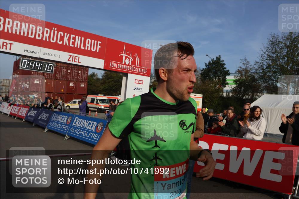 03.10.2026 - Köhlbrandbrückenlauf Mo-Foto http://msf.ph/oto/10741992 03.10.2026 09:45:02 Ziel 5, 0, 44, 80, 2043, 2043, 2131 meine-sportfotos.de