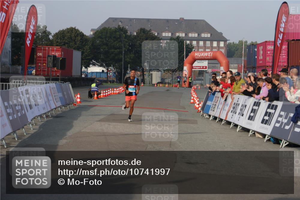 03.10.2026 - Köhlbrandbrückenlauf Mo-Foto http://msf.ph/oto/10741997 03.10.2026 09:45:14 Ziel 6631337, 2, 60, 64 meine-sportfotos.de