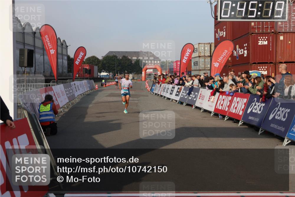 03.10.2026 - Köhlbrandbrückenlauf Mo-Foto http://msf.ph/oto/10742150 03.10.2026 09:46:11 Ziel 0, 95, 89 meine-sportfotos.de