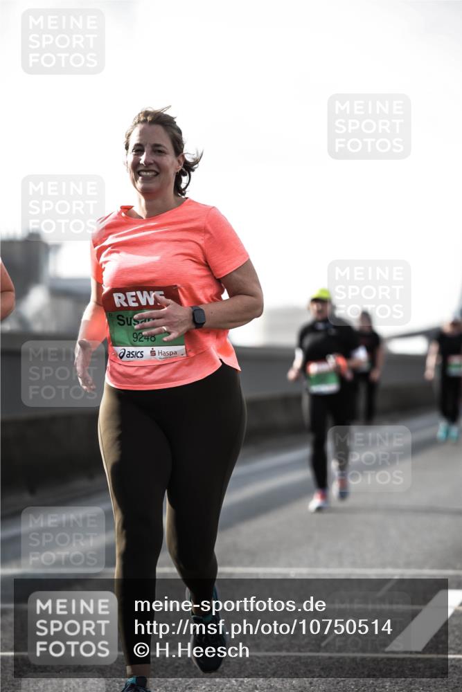 03.10.2026 - Köhlbrandbrückenlauf H.Heesch http://msf.ph/oto/10750514 03.10.2026 16:13:47 Position 3 9240 meine-sportfotos.de