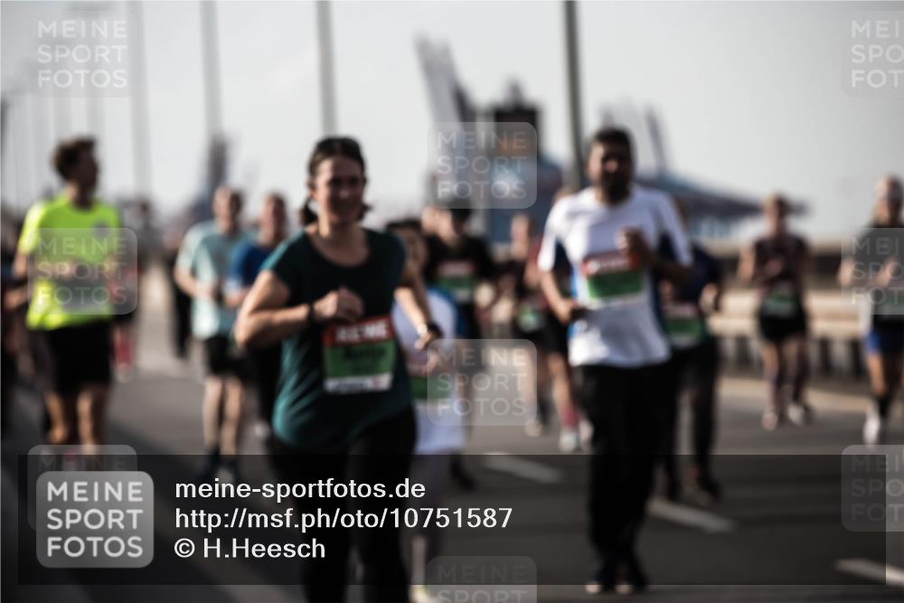 03.10.2026 - Köhlbrandbrückenlauf H.Heesch http://msf.ph/oto/10751587 03.10.2026 16:09:10 Position 3  meine-sportfotos.de
