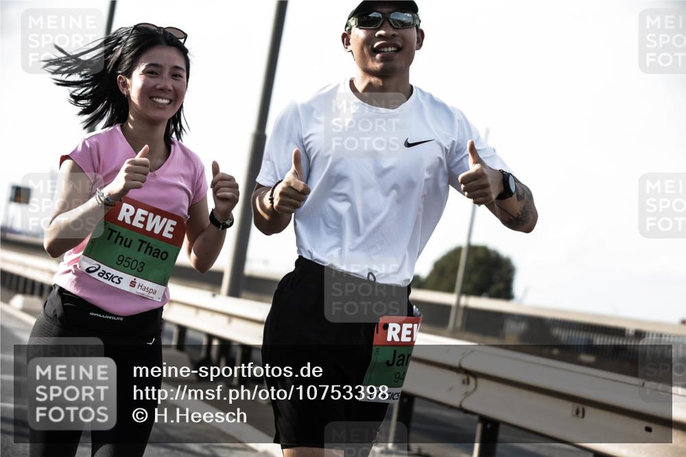 03.10.2026 - Köhlbrandbrückenlauf H.Heesch http://msf.ph/oto/10753398 03.10.2026 16:15:57 Position 3 9503, 94 meine-sportfotos.de