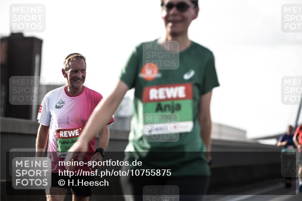 03.10.2026 - Köhlbrandbrückenlauf H.Heesch http://msf.ph/oto/10755875 03.10.2026 16:16:59 Position 3 74 meine-sportfotos.de