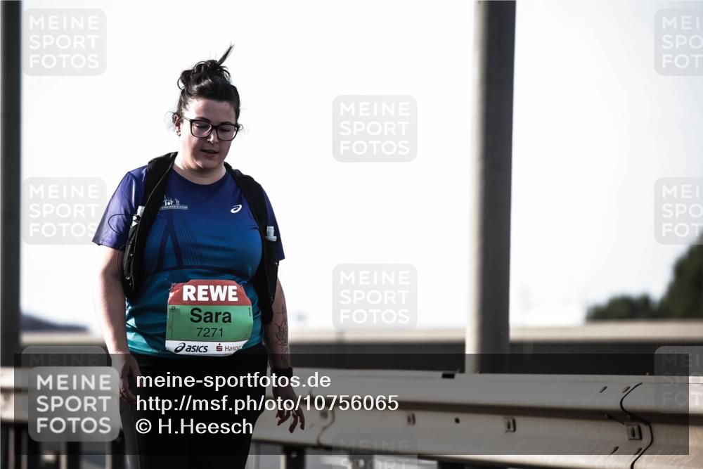 03.10.2026 - Köhlbrandbrückenlauf H.Heesch http://msf.ph/oto/10756065 03.10.2026 16:17:11 Position 3 7271 meine-sportfotos.de