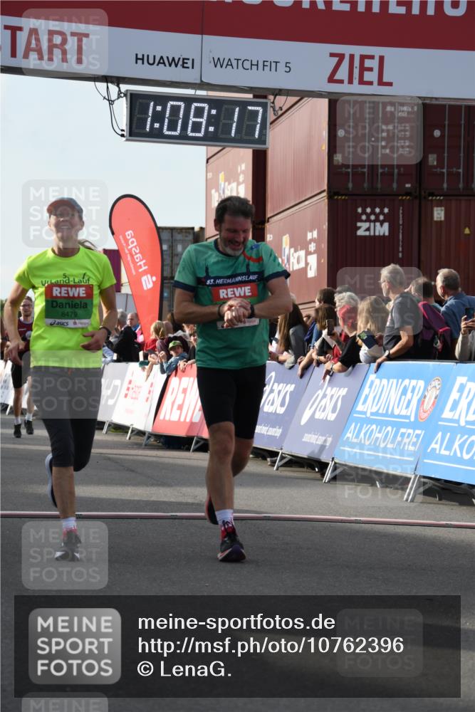 03.10.2026 - Köhlbrandbrückenlauf LenaG. http://msf.ph/oto/10762396 03.10.2026 16:08:18 Ziel 7047, 7048, 7049, 7364, 7583, 7921, 8172, 8479, 8668, 8794 meine-sportfotos.de