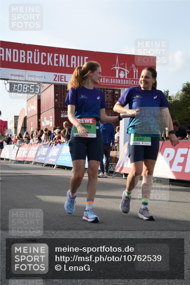 03.10.2026 - Köhlbrandbrückenlauf LenaG. http://msf.ph/oto/10762539 03.10.2026 16:08:54 Ziel 7307, 8066, 8267, 8353, 8369, 8398, 8516, 8771, 8795, 8832, 9796 meine-sportfotos.de