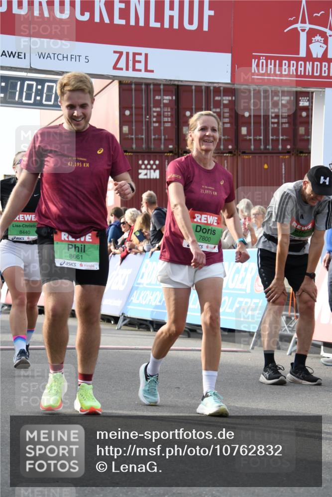 03.10.2026 - Köhlbrandbrückenlauf LenaG. http://msf.ph/oto/10762832 03.10.2026 16:10:01 Ziel 7186, 7191, 7569, 7582, 7671, 7800, 7895, 8148, 8440, 8661, 8907 meine-sportfotos.de