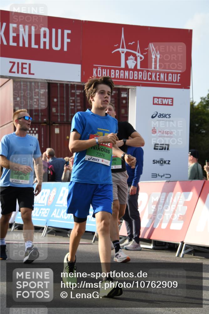 03.10.2026 - Köhlbrandbrückenlauf LenaG. http://msf.ph/oto/10762909 03.10.2026 16:10:49 Ziel 7376, 7856, 7868, 7869, 7933, 8165, 8178, 8329, 8368, 8416, 8498, 8887, 8939 meine-sportfotos.de